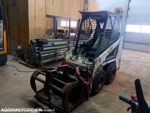 Mini-chargeuse Bobcat 463