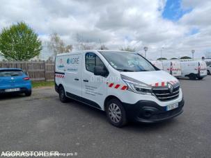 Fourgon avec parois et toit rigide Renault Trafic