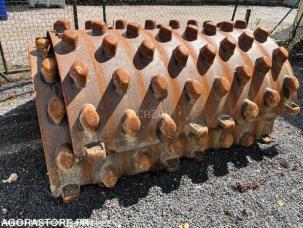 Compacteur à pieds de mouton Caterpillar CS 663E