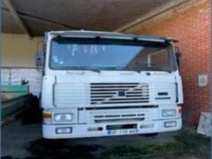 Bétaillère Volvo F12