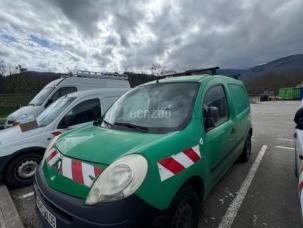 Fourgon avec parois et toit rigide Renault Kangoo