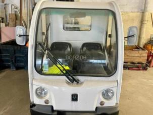 Fourgon avec parois et toit rigide Goupil G3