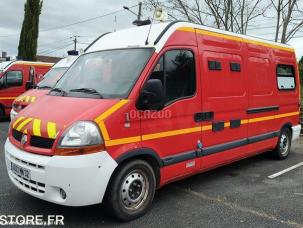 Fourgon avec parois et toit rigide Renault Master