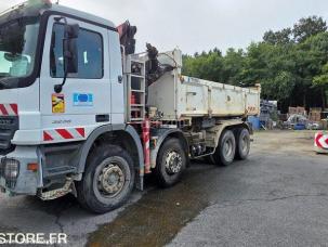 Benne basculante de chantier et de TP Mercedes 3236