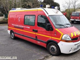 Fourgon avec parois et toit rigide Renault Master