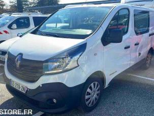 Fourgon avec parois et toit rigide Renault Trafic