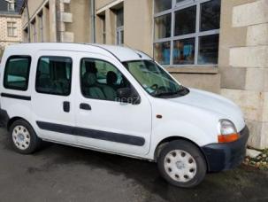 Fourgon avec parois et toit rigide Renault Kangoo