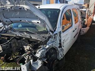 Fourgon avec parois et toit rigide Renault Kangoo
