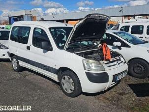 Fourgon avec parois et toit rigide Citroën Berlingo