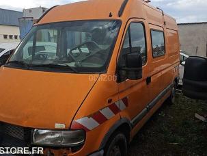 Fourgon avec parois et toit rigide Renault Master
