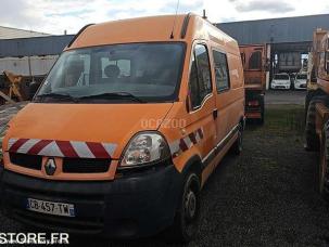 Fourgon avec parois et toit rigide Renault Master