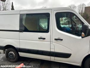 Fourgon avec parois et toit rigide Renault Master
