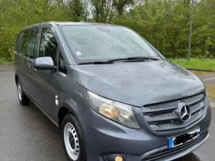 Fourgon avec parois et toit rigide Mercedes Vito