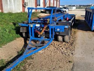 Fourgon bâché avec parois rigides Samro