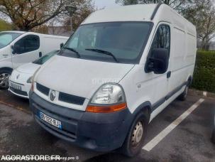 Fourgon avec parois et toit rigide Renault Master