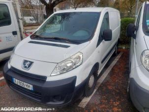 Fourgon avec parois et toit rigide Peugeot Expert