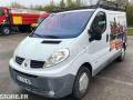 Fourgon avec parois et toit rigide Renault Trafic