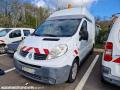 Fourgon avec parois et toit rigide Renault Trafic