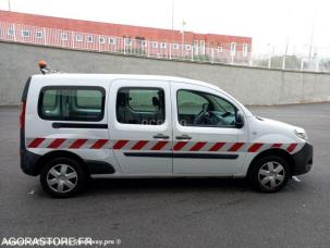 Fourgon avec parois et toit rigide Renault Kangoo