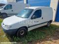 Fourgon avec parois et toit rigide Peugeot Partner