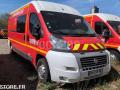 Fourgon avec parois et toit rigide Fiat Ducato