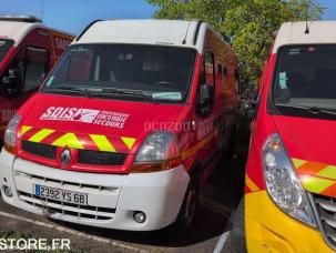 Fourgon avec parois et toit rigide Renault Master