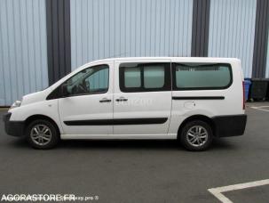 Fourgon avec parois et toit rigide Fiat Scudo