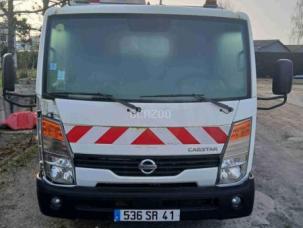 Benne basculante de chantier et de TP Nissan Cabstar