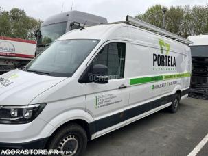 Fourgon avec parois et toit rigide Volkswagen Crafter
