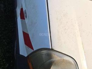 Fourgon avec parois et toit rigide Renault Master