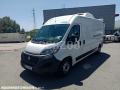 Fourgon avec parois et toit rigide Fiat Ducato