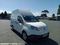 Fourgon avec parois et toit rigide Nissan NV200