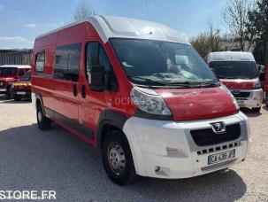 Fourgon avec parois et toit rigide Peugeot Boxer