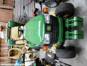 Tondeuse John Deere X740