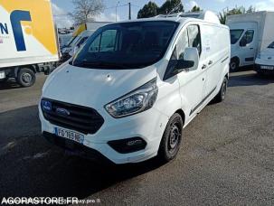 Fourgon avec parois et toit rigide Ford T.CUSTOM