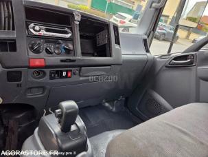 Benne basculante de chantier et de TP Isuzu N