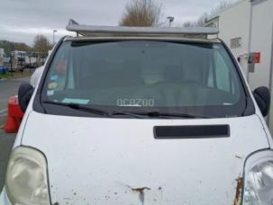 Fourgon avec parois et toit rigide Opel Vivaro