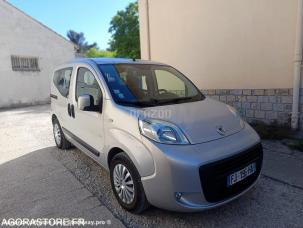 Fourgon avec parois et toit rigide Fiat Fiorino