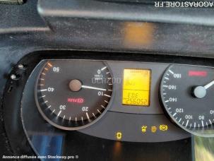 Fourgon avec parois et toit rigide Mercedes Sprinter