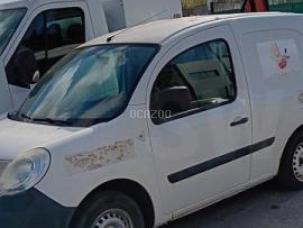 Fourgon avec parois et toit rigide Renault Kangoo