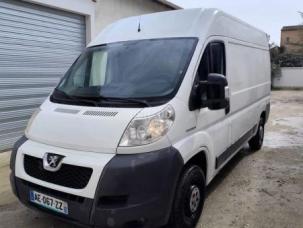Fourgon avec parois et toit rigide Peugeot Boxer
