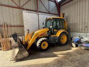 Tractopelle rigide nc 860