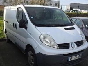 Fourgon avec parois et toit rigide Renault Trafic