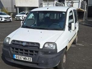 Fourgon avec parois et toit rigide Fiat DOBLO