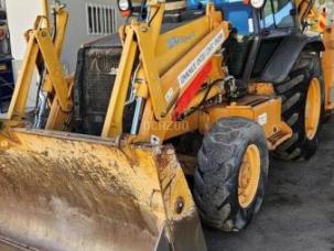 Tractopelle rigide Case 580SM