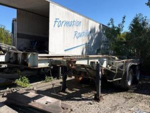 Porte-conteneurs ou caisses mobiles ou amovibles Fruehauf