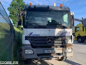Bétonnière Mercedes 3241