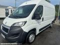 Fourgon avec parois et toit rigide Peugeot Boxer