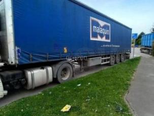 Carrosserie à parois latérales souples coulissantes (PLSC) Schmitz Cargobull