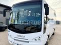 Autobus Isuzu Turquoise